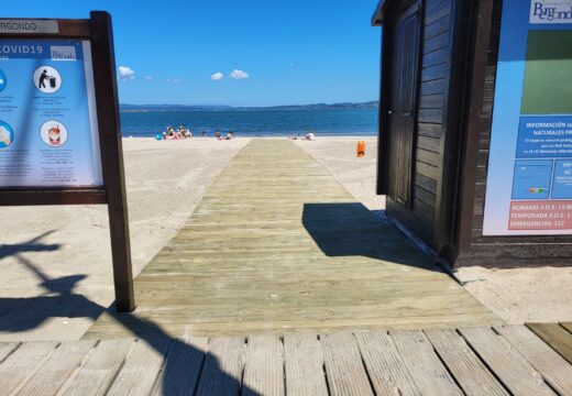 Bergondo inaugura a tempada de verán con máis servizos nas súas praias